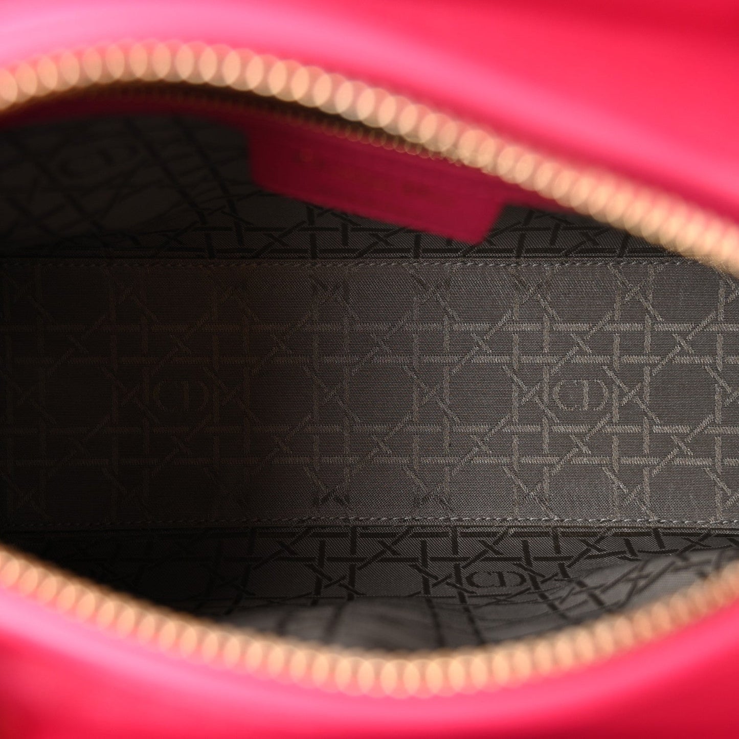 Lambskin Cannage Medium Lady Dior Fuchsia