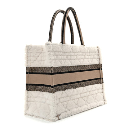 Shearling Cannage Medium Book Tote Ecru Black