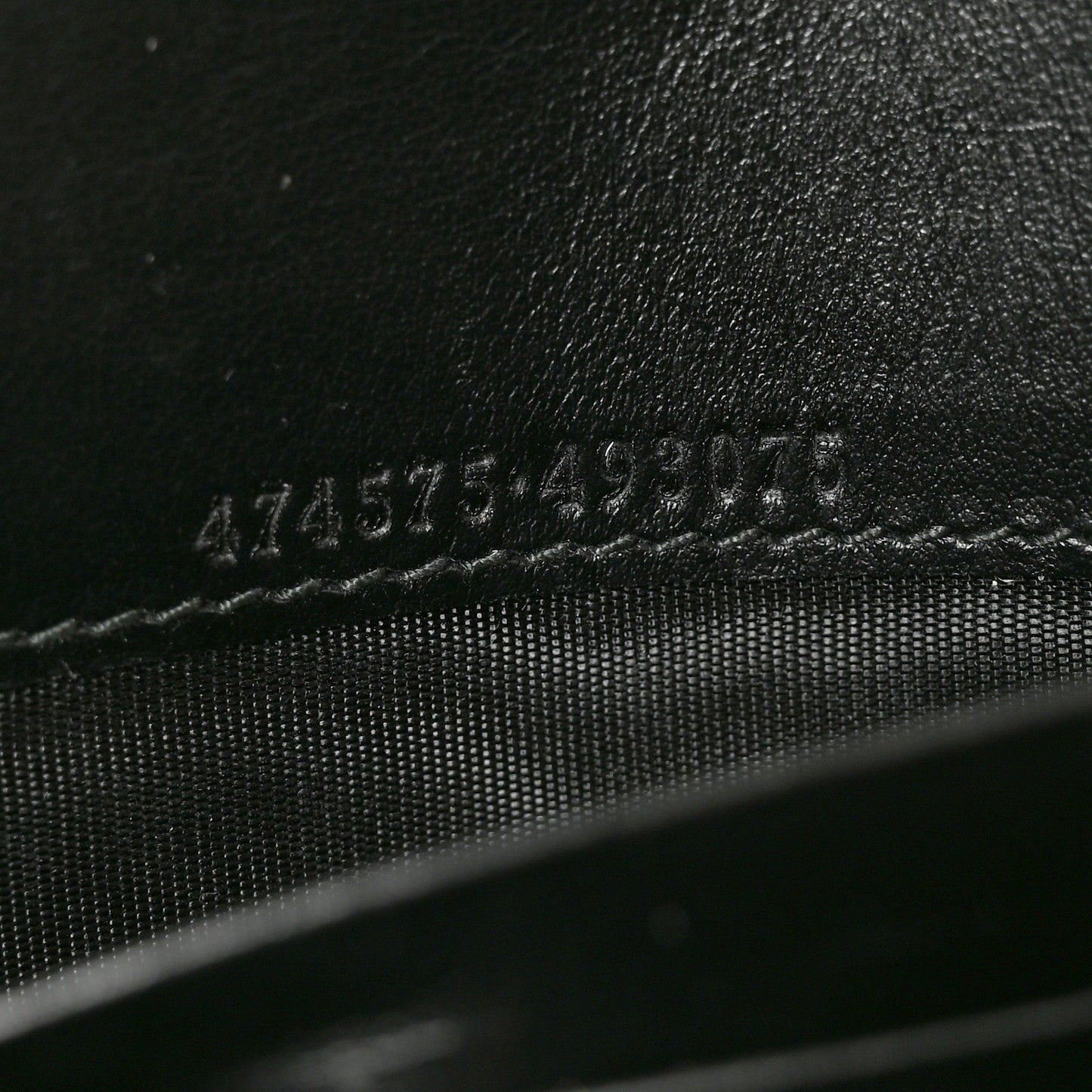 Calfskin Matelasse GG Marmont Chain Wallet Black