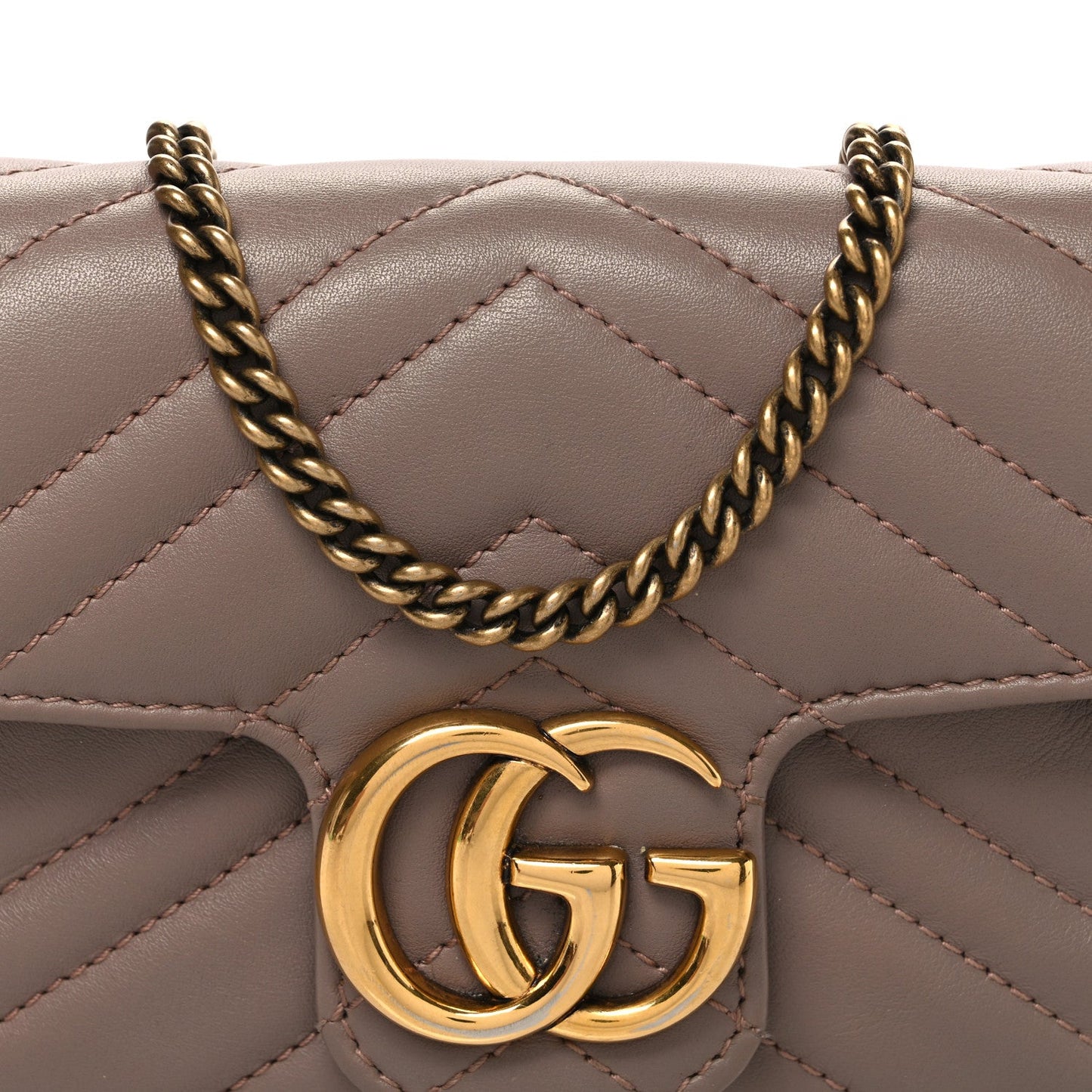 Calfskin Matelasse Super Mini GG Marmont Shoulder Bag Porcelain Rose