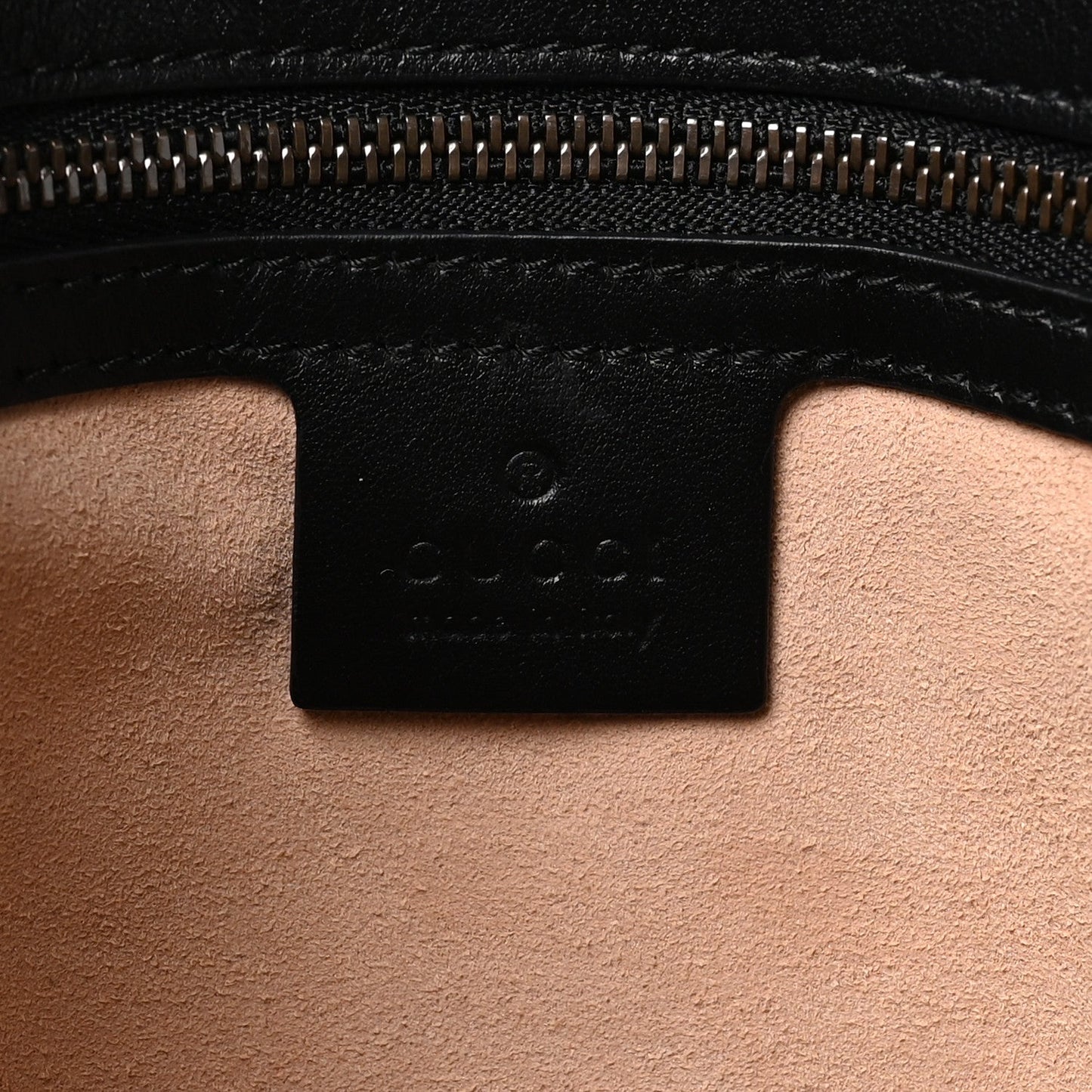 Calfskin Matelasse Medium GG Marmont Shoulder Bag Black