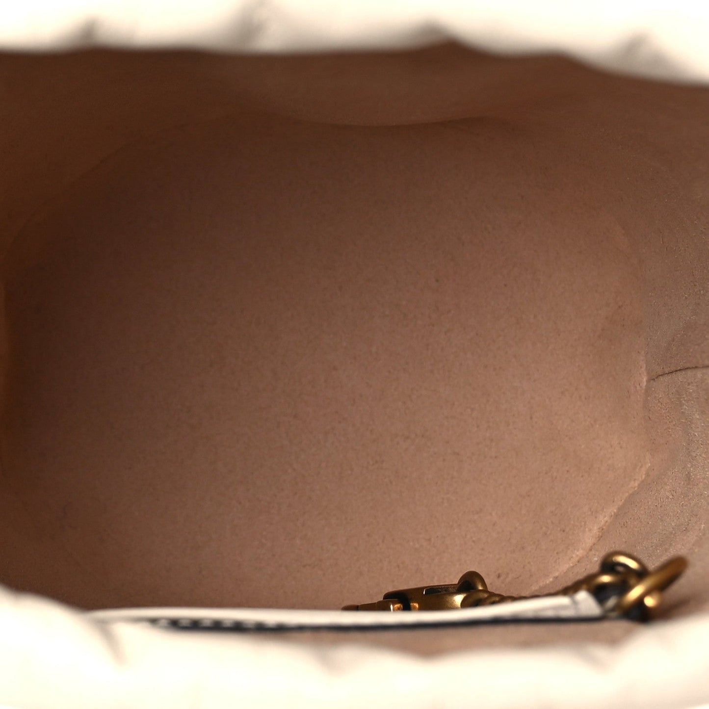 Calfskin Matelasse Mini GG Marmont 2.0 Bucket Bag White
