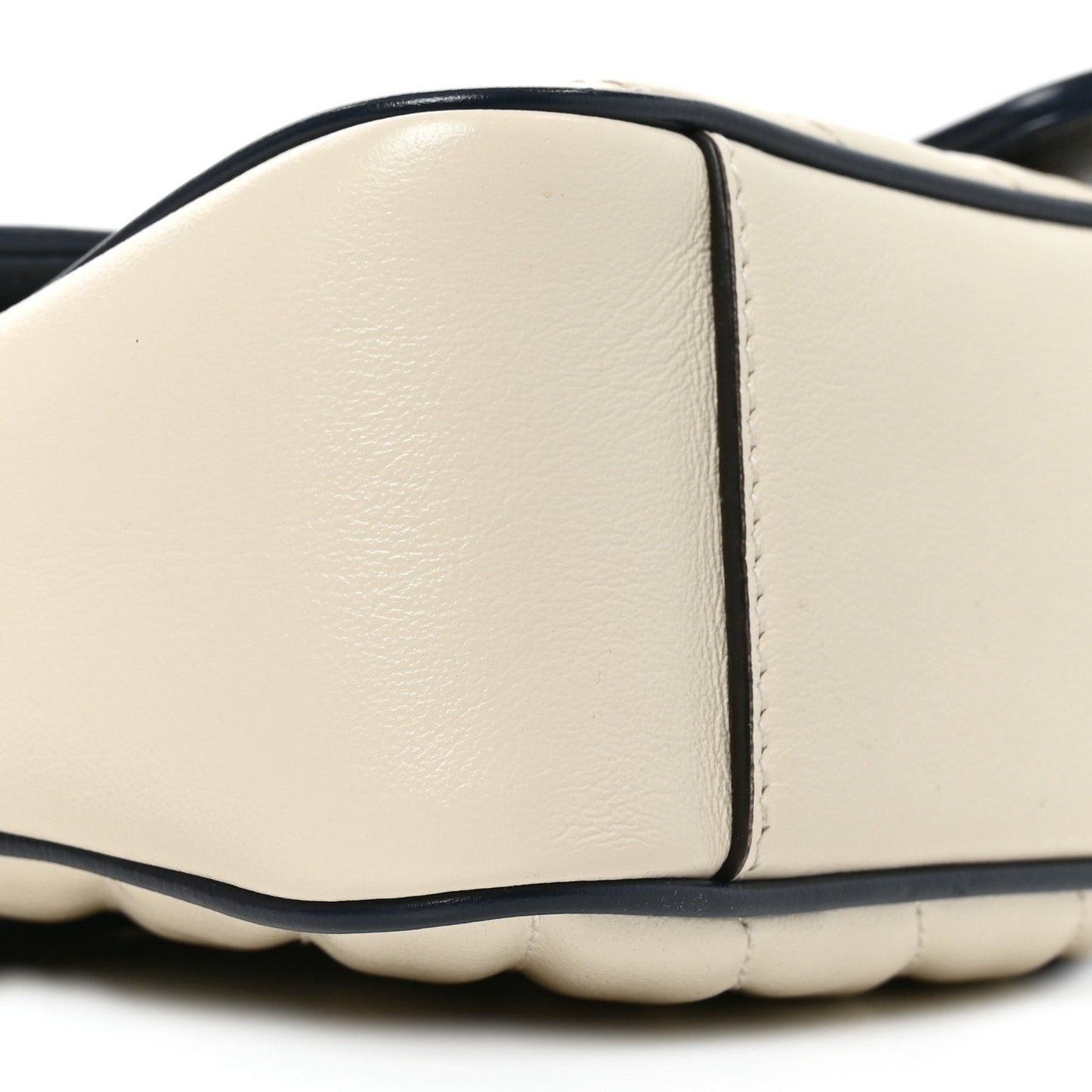 Vintage Effect Calfskin Matelasse Diagonal Small Torchon GG Marmont Shoulder Bag Mystic White Blue Agata