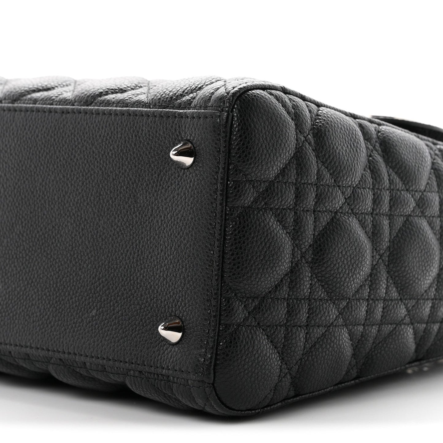 Grained Calfskin Cannage Medium Lady Dior Black