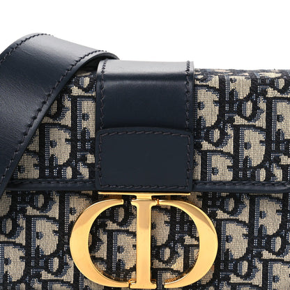 Oblique 30 Montaigne Box Bag Blue