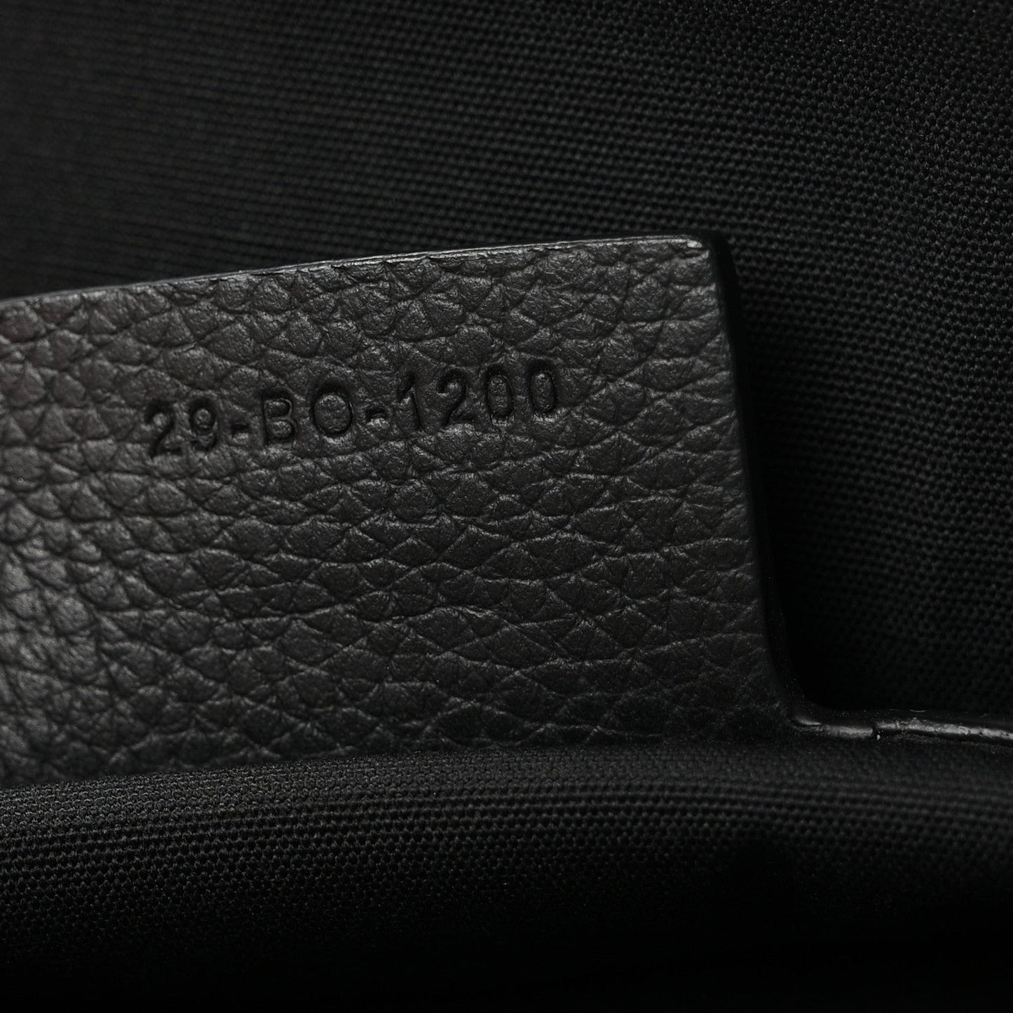 Grained Calfskin Saddle Messenger Bag Black
