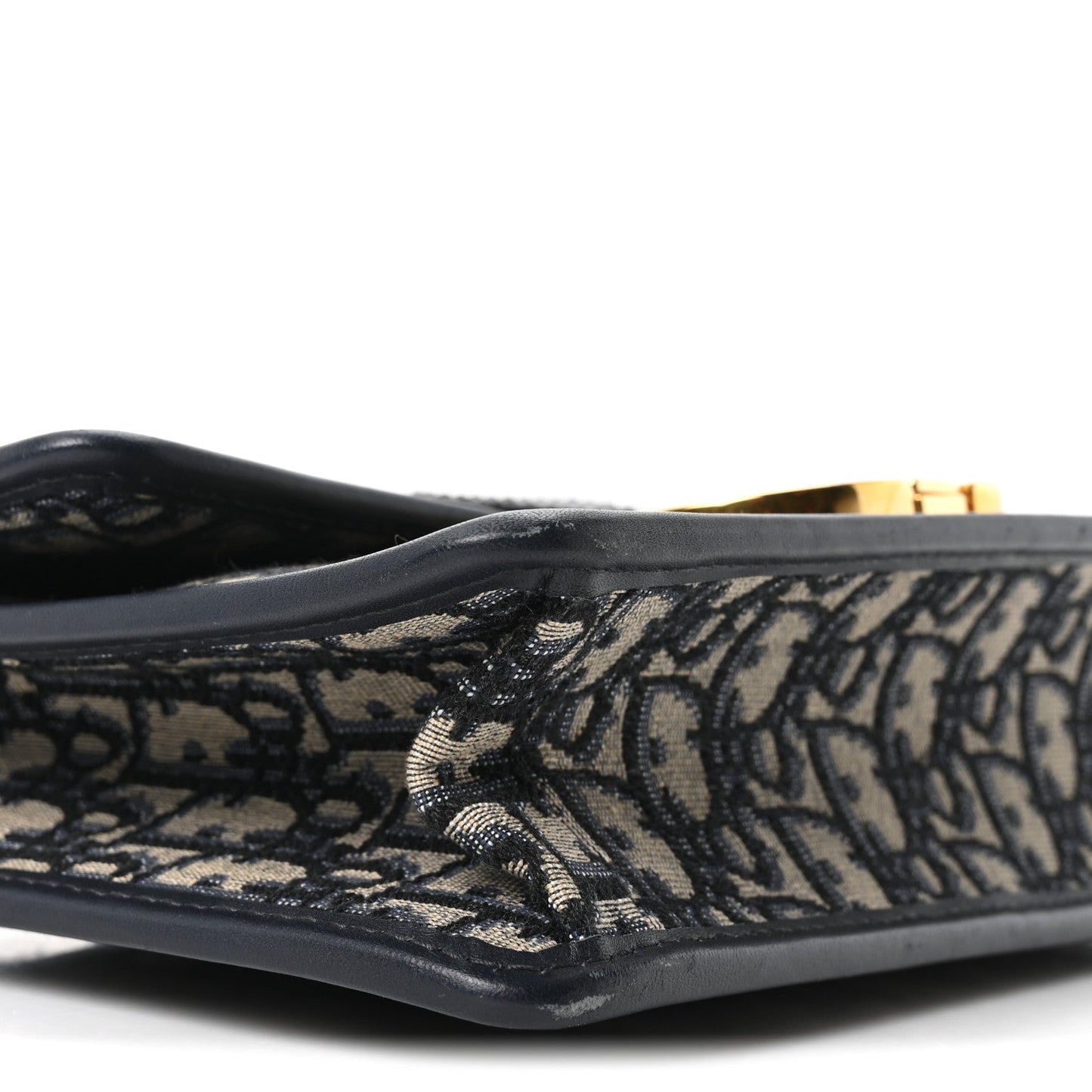 Oblique 30 Montaigne Flap Bag Blue