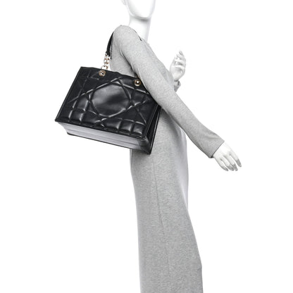 Calfskin Archicannage Medium Essential Tote Black