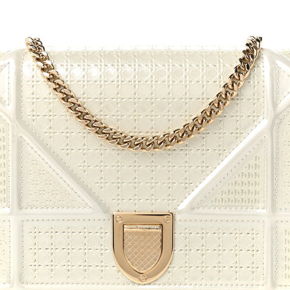 Patent Micro-Cannage Diorama Wallet on Chain Pouch Metallic White