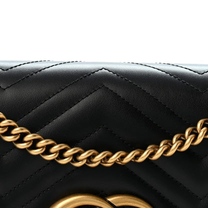 Calfskin Matelasse Medium GG Marmont Shoulder Bag Black