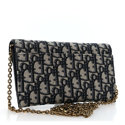 Oblique Small Saddle Chain Pouch Blue