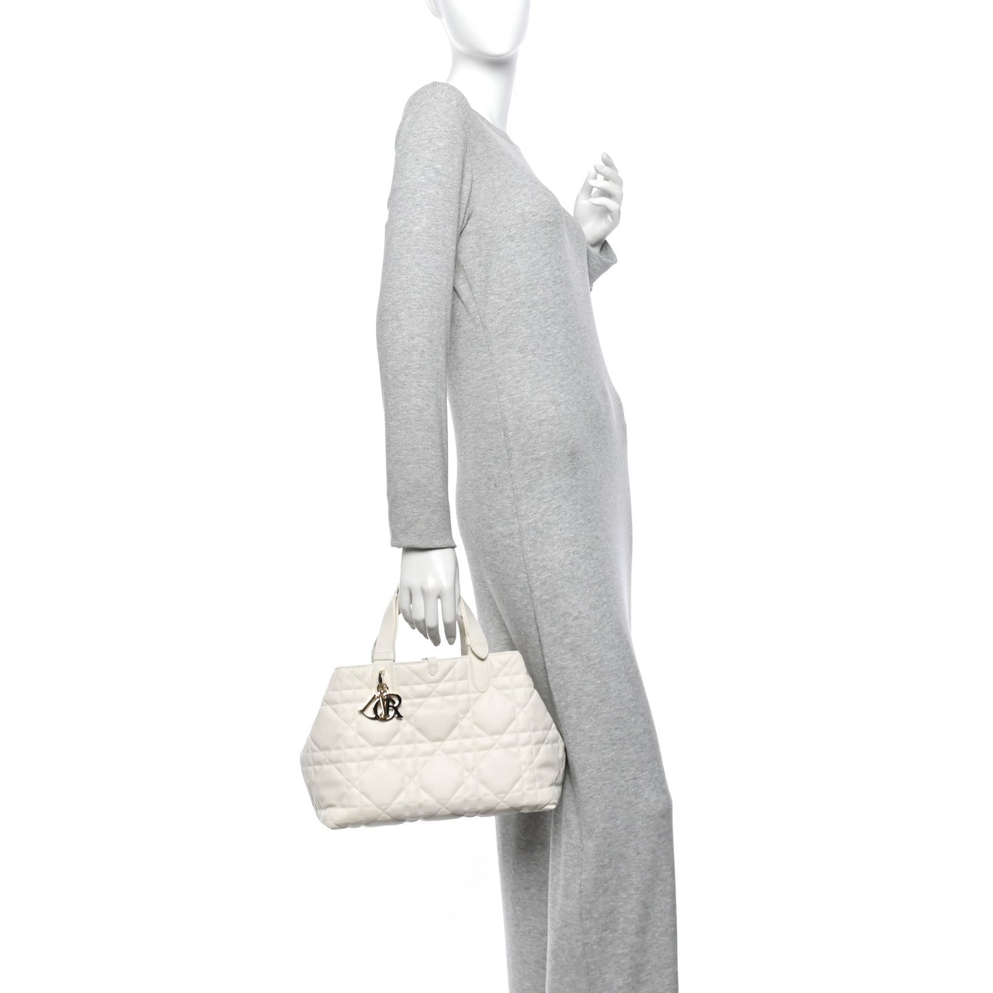 Calfskin Macrocannage Medium Toujours White