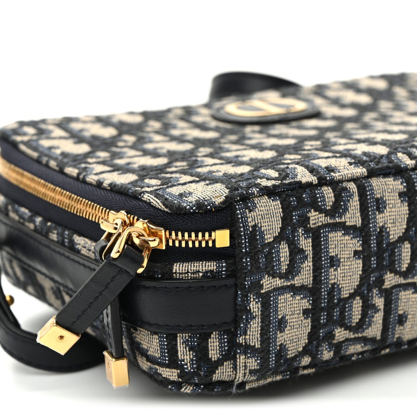 Oblique 30 Montaigne Top Handle Box Bag Blue