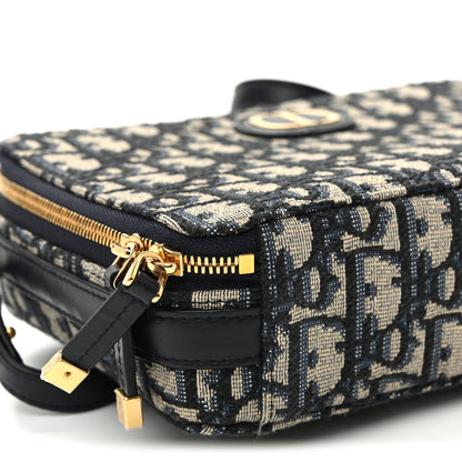 Oblique 30 Montaigne Top Handle Box Bag Blue