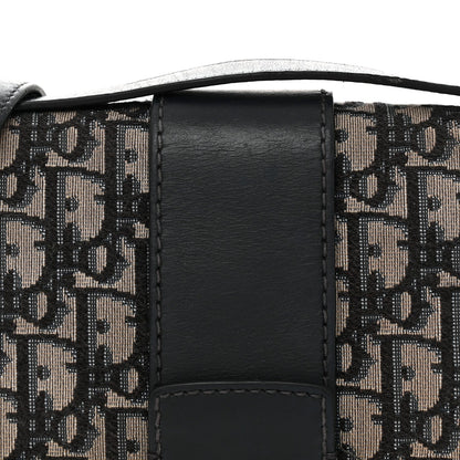 Oblique 30 Montaigne Flap Bag Blue