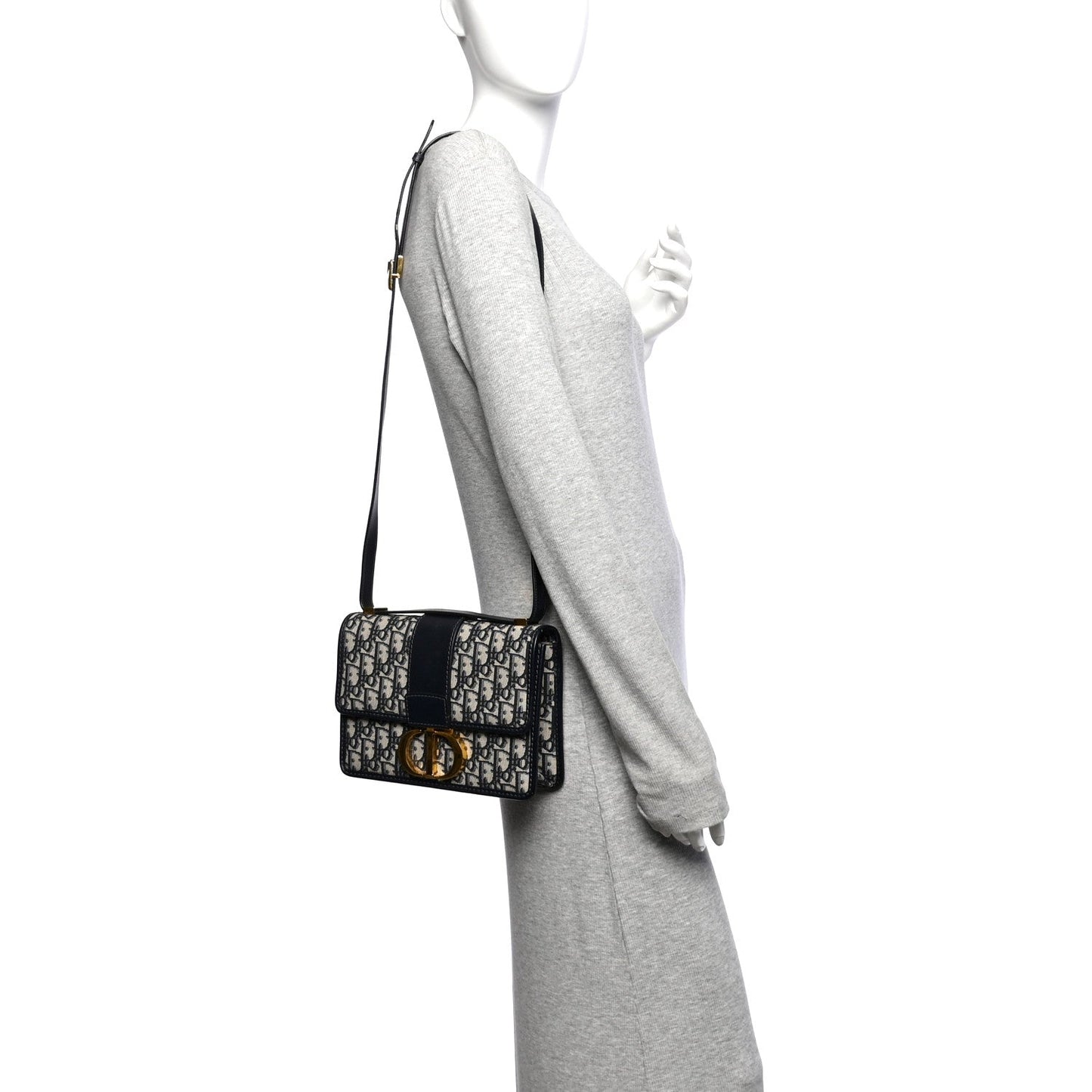 Oblique 30 Montaigne Flap Bag Blue