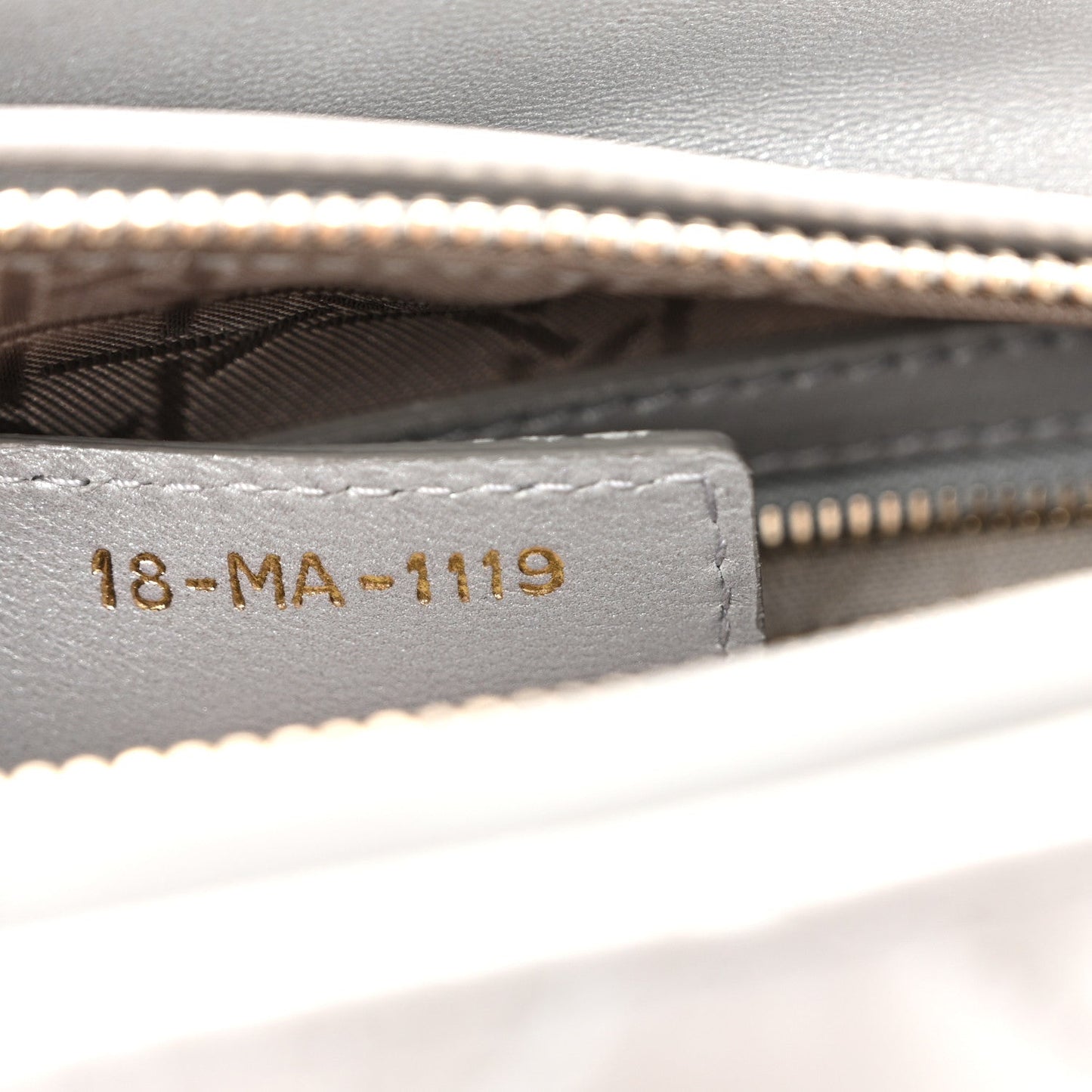 Pearly Lambskin Cannage Medium Lady Dior Grey