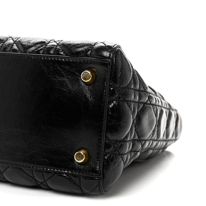 Crinkled Patent Cannage Medium Bohemian Lady Dior Black