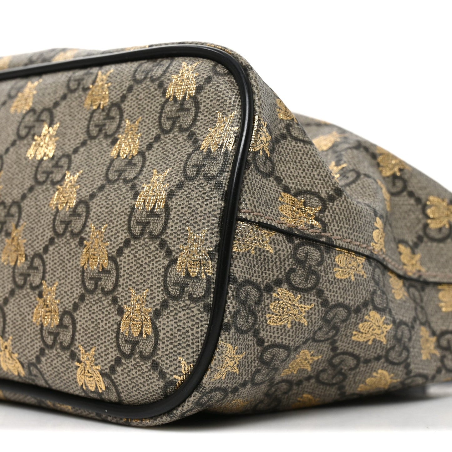 Soft GG Supreme Monogram Bees Small Crossbody Tote Beige Oro Black