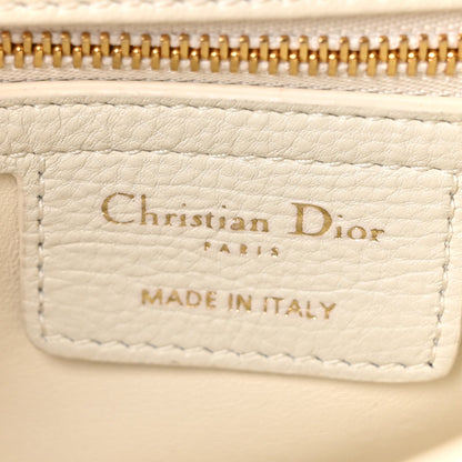 Calfskin Cannage Dioramour Heart Small Caro White Red