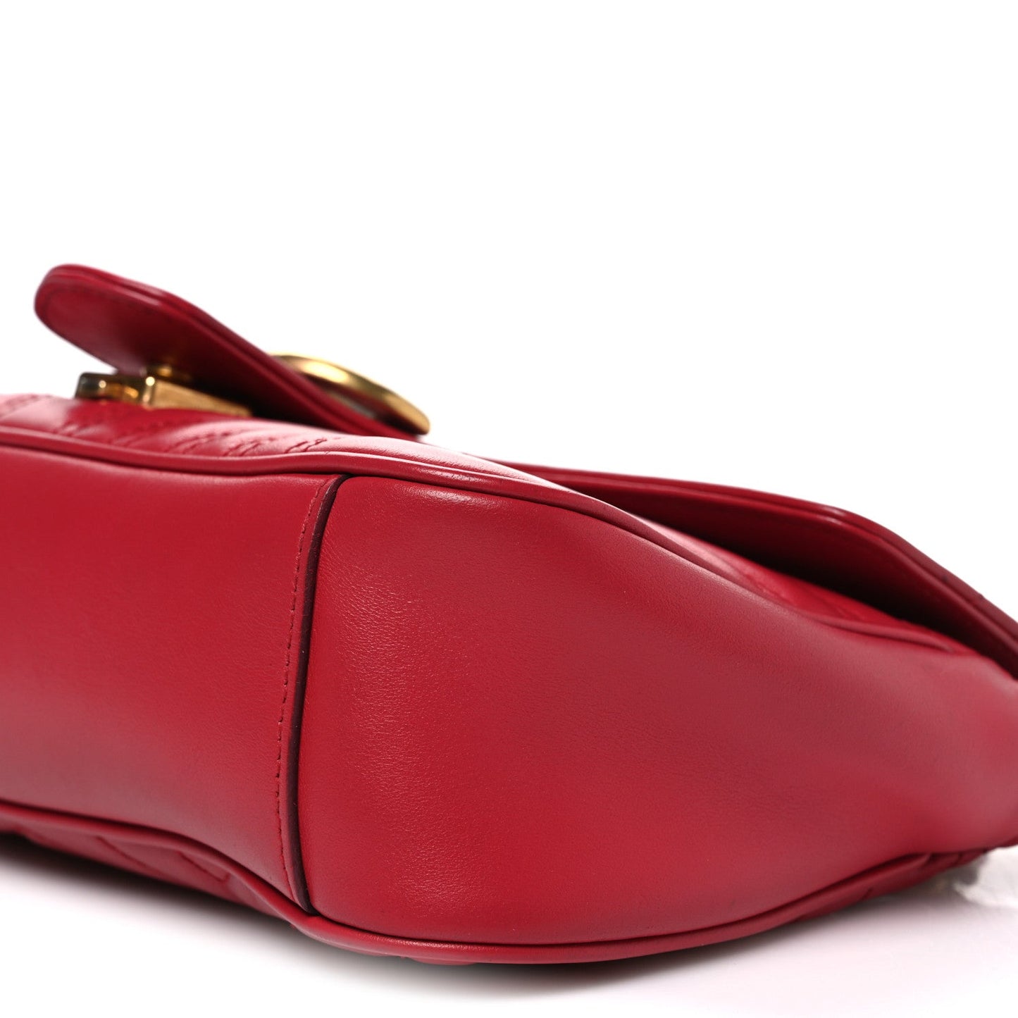 Calfskin Matelasse Small GG Marmont Shoulder Bag Hibiscus Red