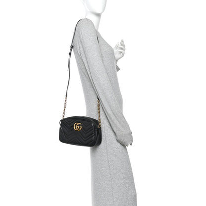 Calfskin Matelasse Small GG Marmont Chain Shoulder Bag Black