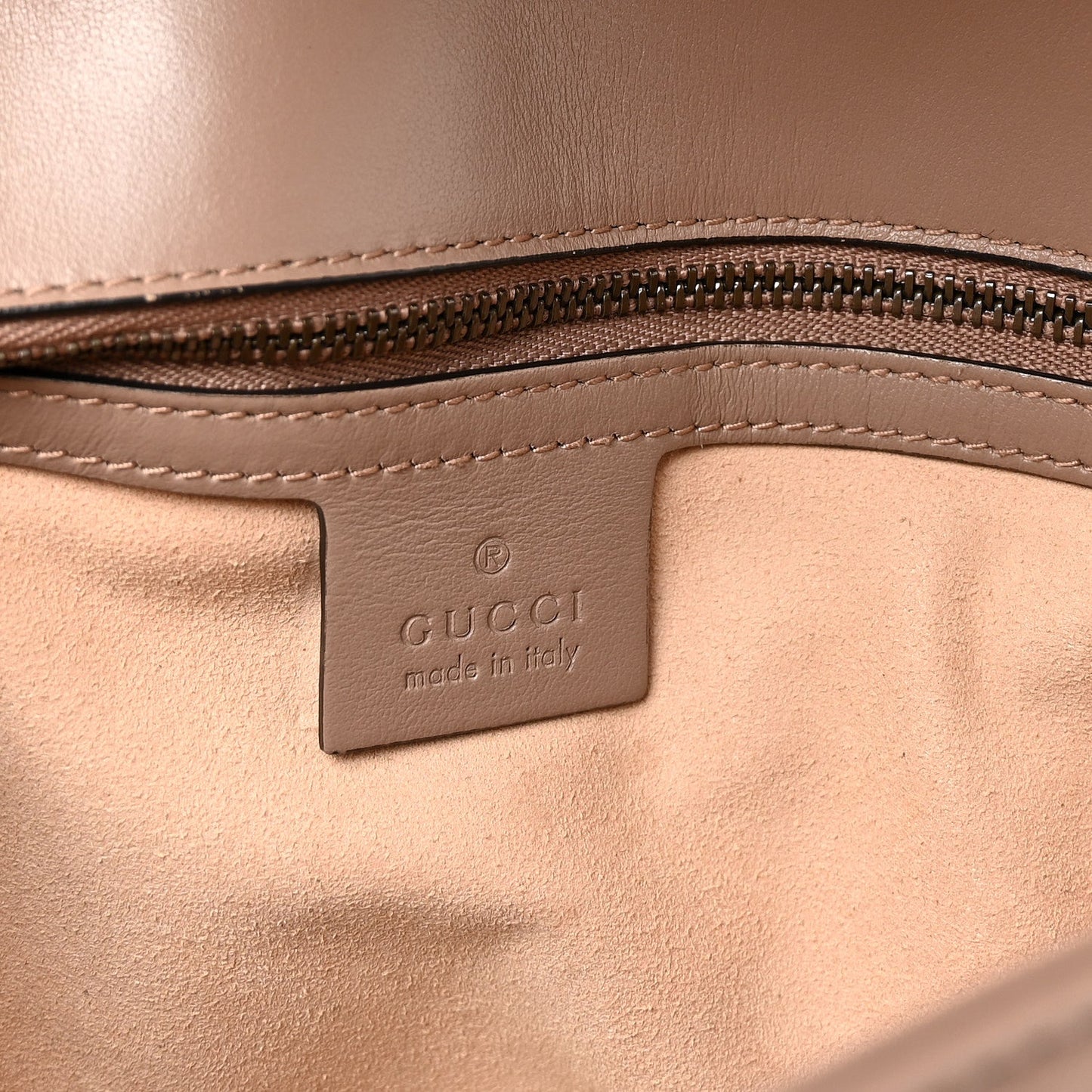 Calfskin Matelasse Small GG Marmont Shoulder Bag Porcelain Rose