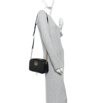 Calfskin Matelasse Small GG Marmont Chain Shoulder Bag Black