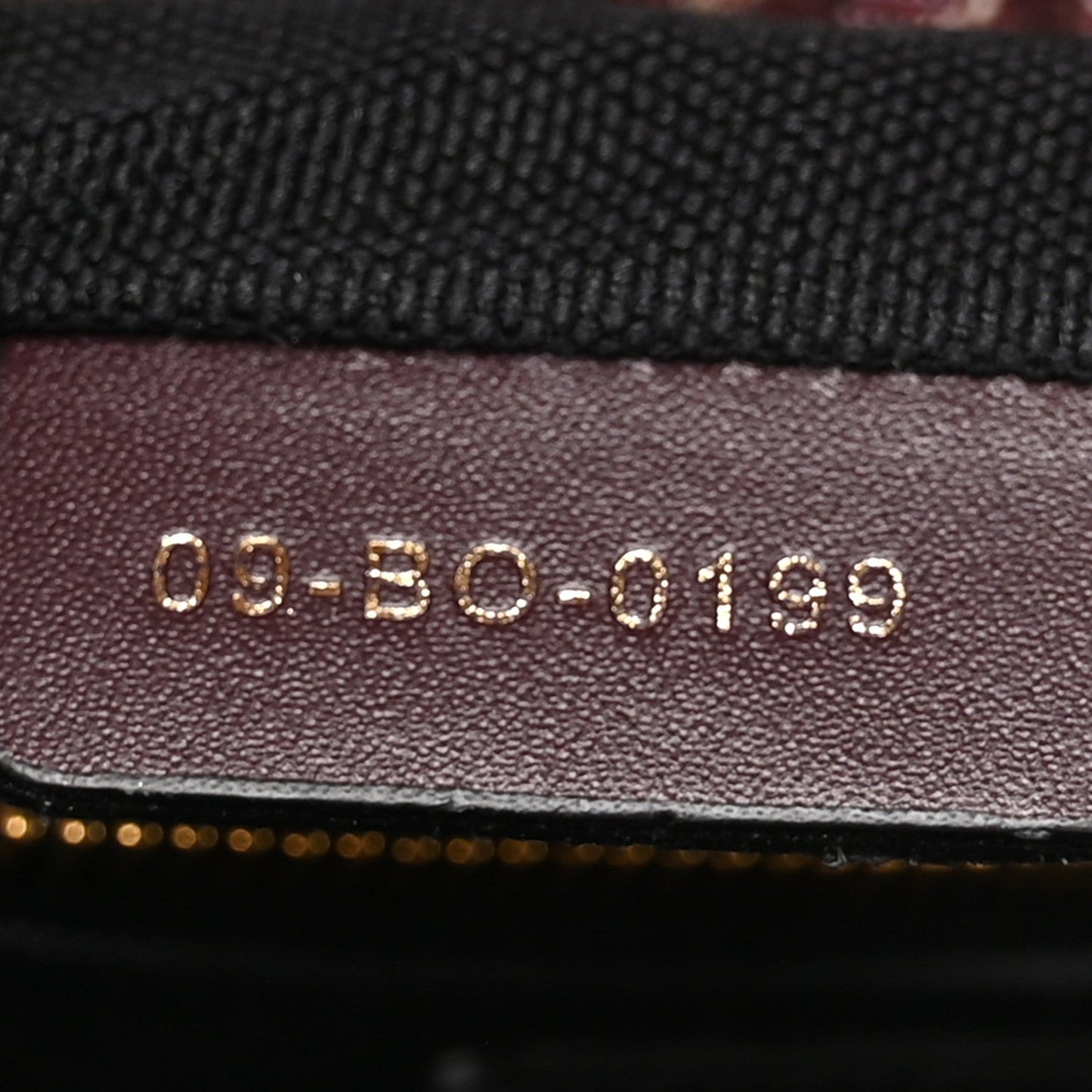Oblique 30 Montaigne Flap Bag Burgundy