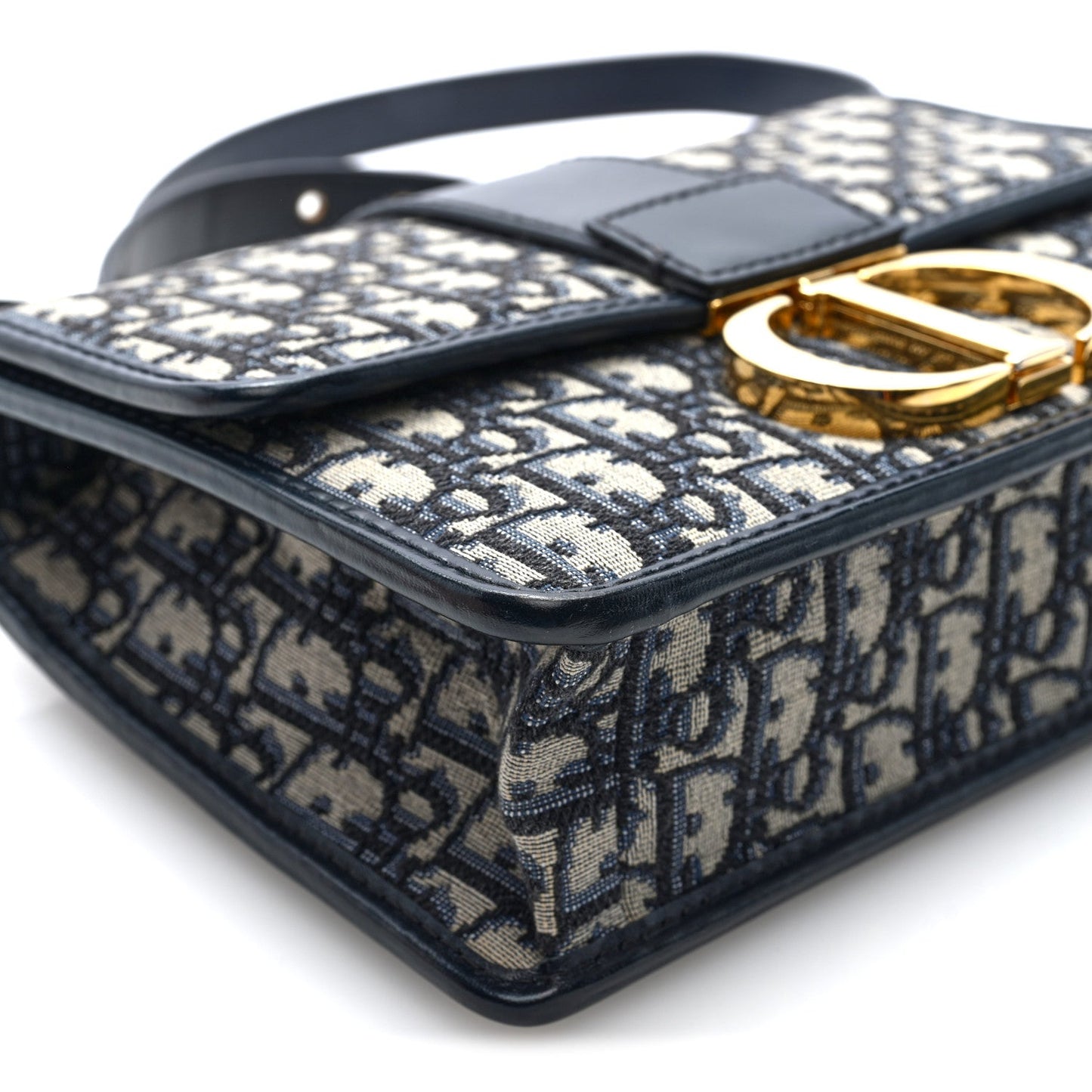Oblique 30 Montaigne Flap Bag Blue