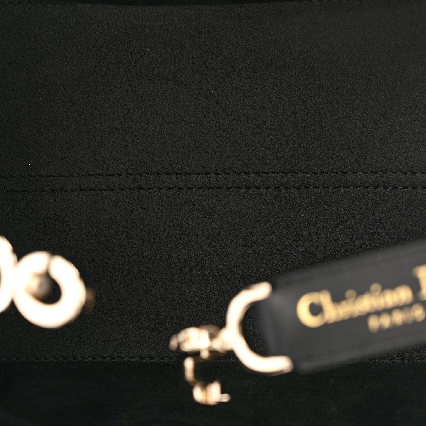 Calfskin Macrocannage Small Toujours  Black