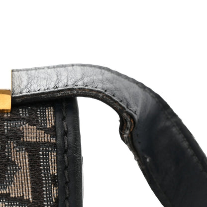 Oblique 30 Montaigne Flap Bag Blue