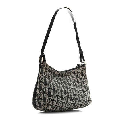Monogram Shoulder Bag Pochette Black