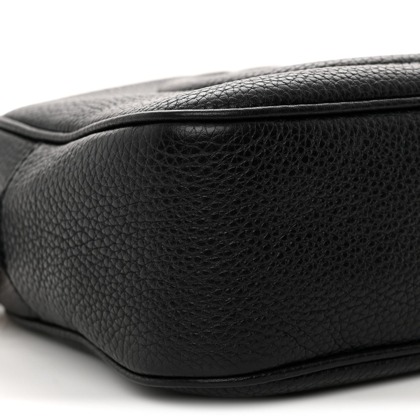 Pebbled Calfskin Soho Disco Bag Black