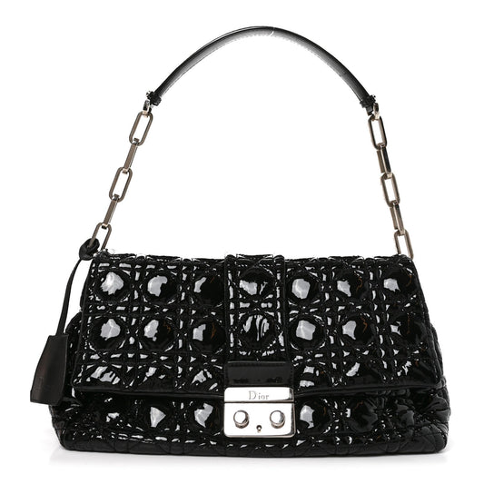 Patent Cannage New Lock Flap Black