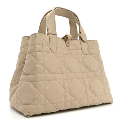 Calfskin Macrocannage Medium Toujours Powder Beige
