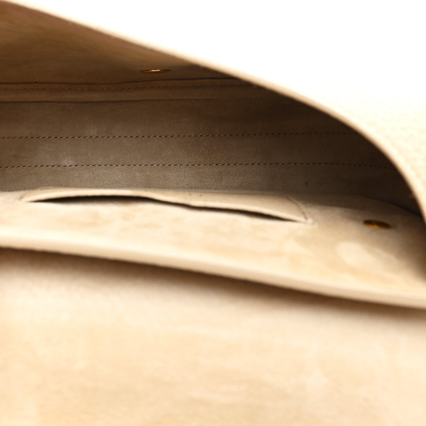 Grained Calfskin Medium Bobby Flap Corda