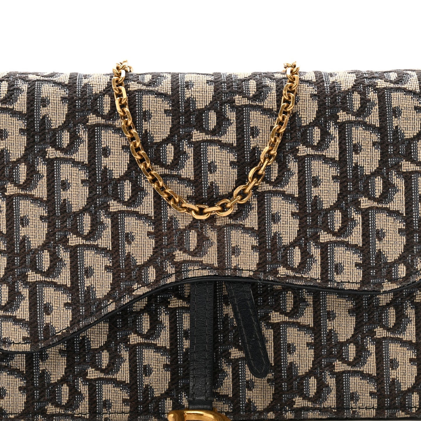 Oblique Saddle Chain Pouch Blue
