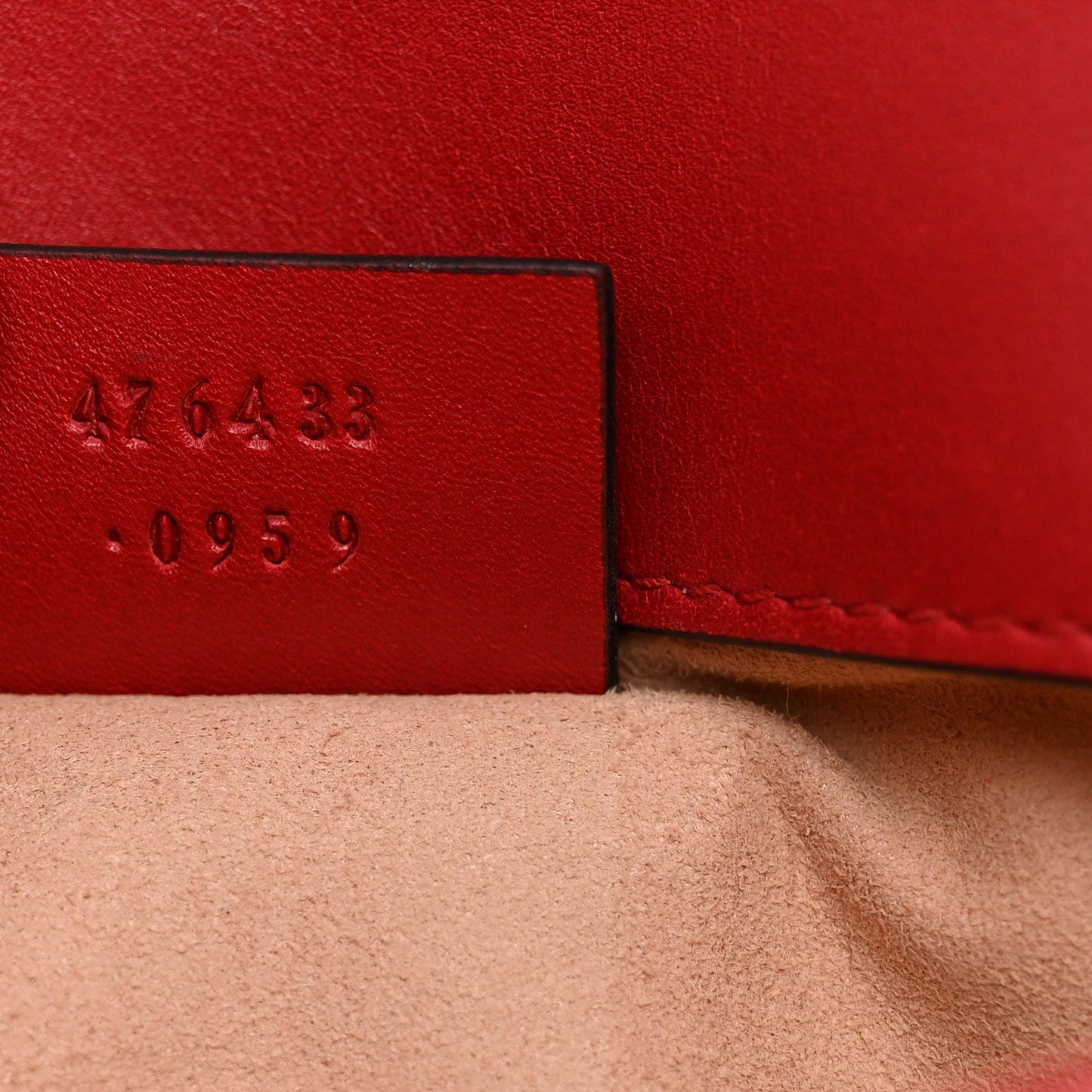 Calfskin Matelasse Super Mini GG Marmont Shoulder Bag Hibiscus Red