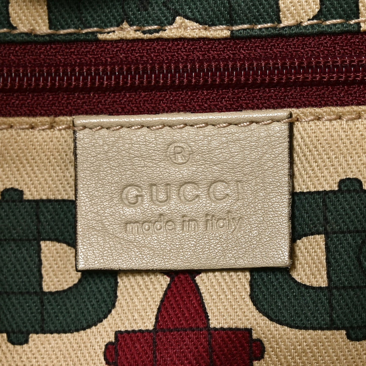 Guccissima Medium Sukey Tote Mystic White