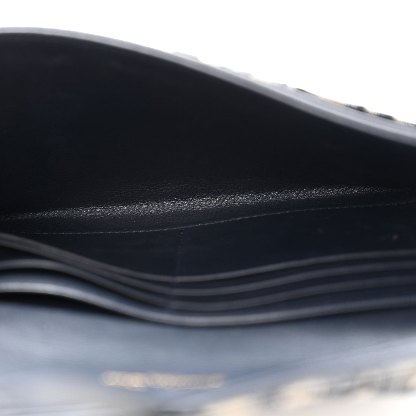 Oblique Saddle Chain Long Wallet Blue