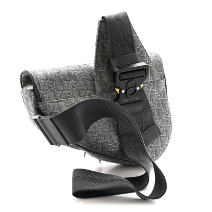 Oblique Mens Saddle Bag Grey