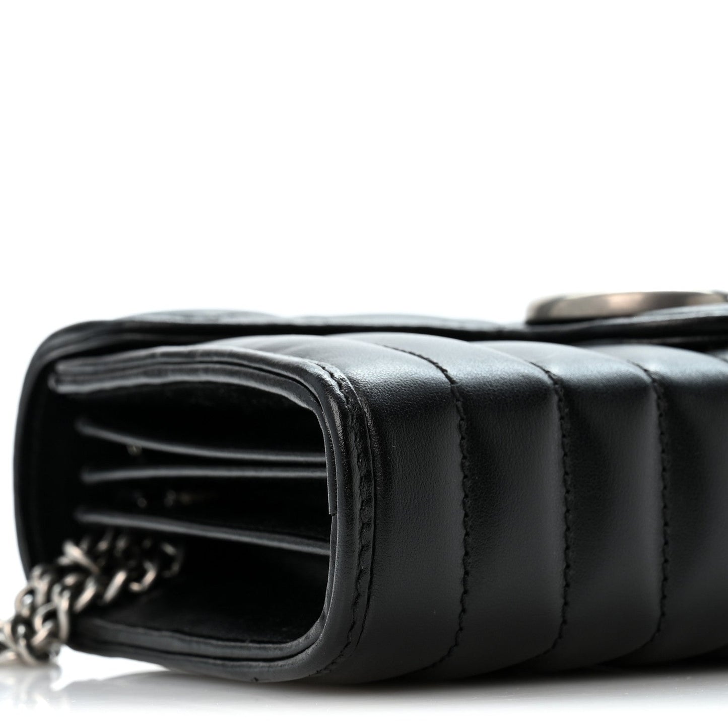 Calfskin Matelasse Aria GG Marmont Chain Wallet Black