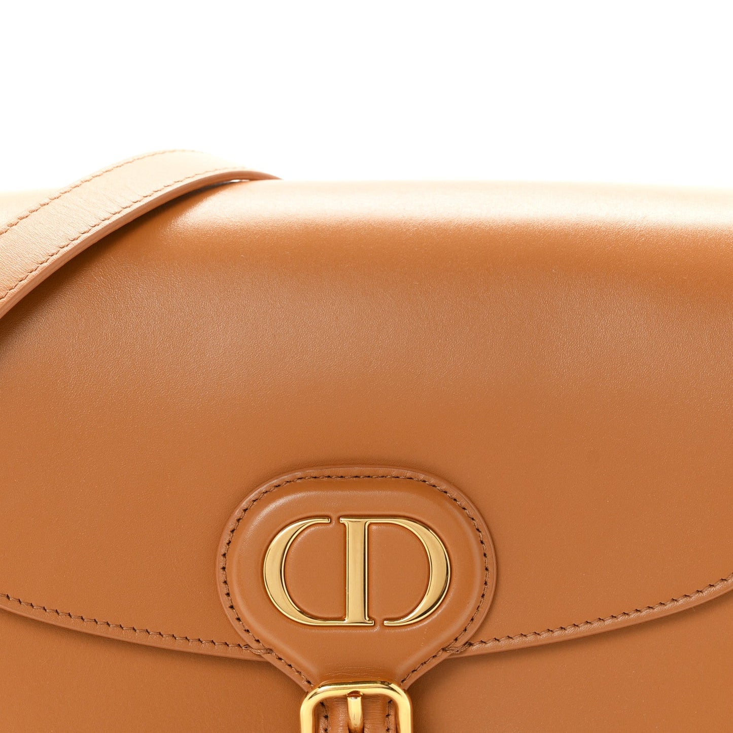 Box Calfskin Medium Bobby Flap Camel