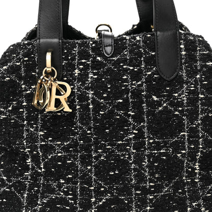 Calfskin Tweed Cannage Medium Toujours Black White