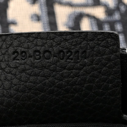 Grained Calfskin Oblique Saddle Messenger Black