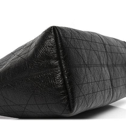 Crinkled Calfskin Macrocannage Large Voyage Bag Black