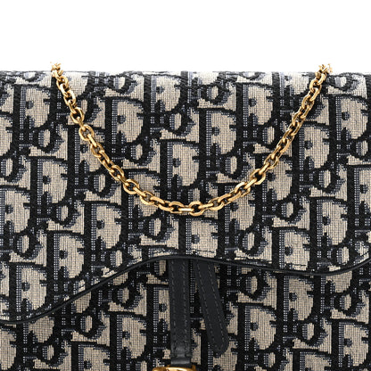 Oblique Saddle Chain Pouch Blue