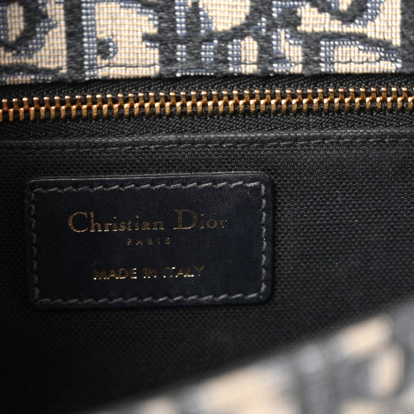 Oblique 30 Montaigne Flap Bag Blue