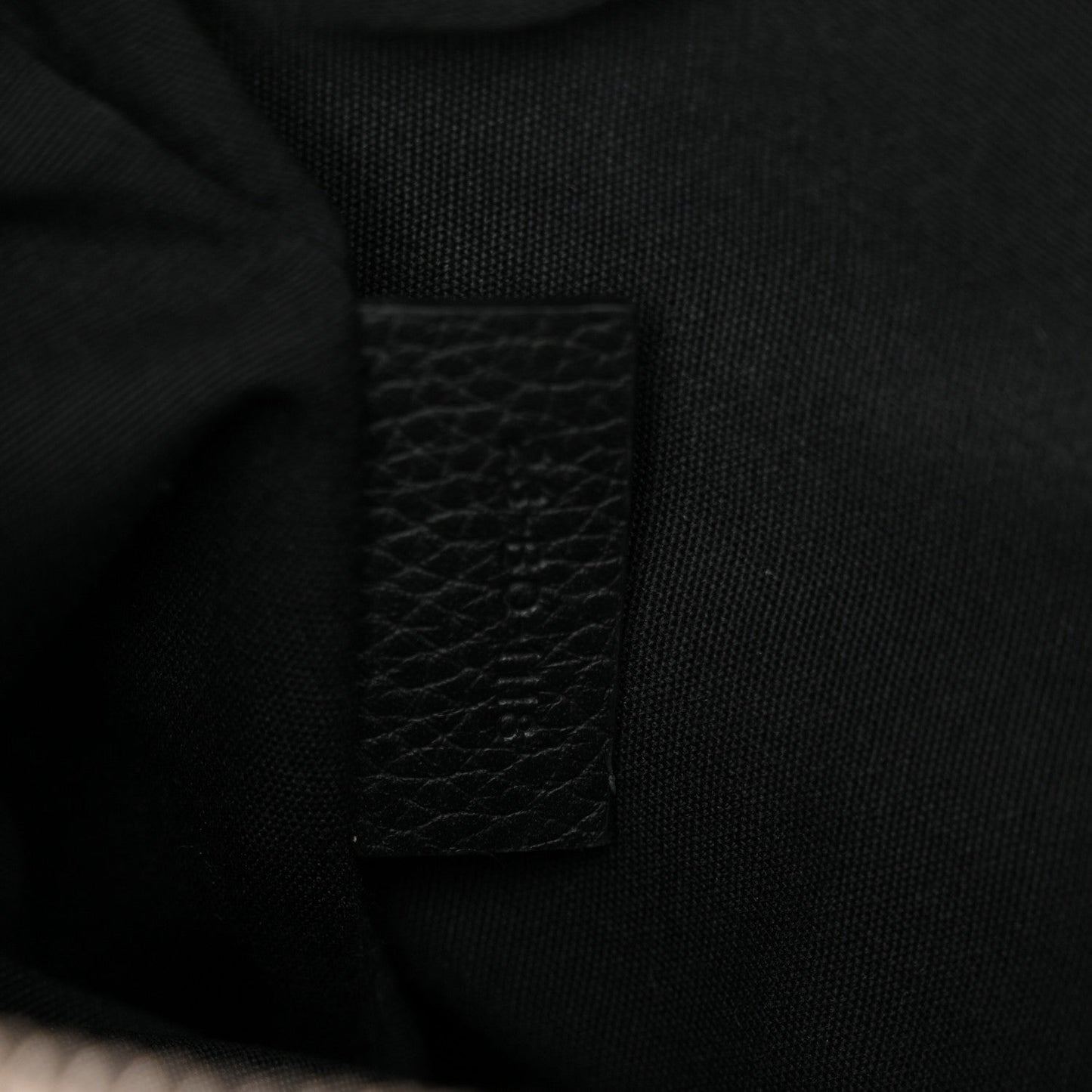 Grained Calfskin Mens Saddle Bag Black